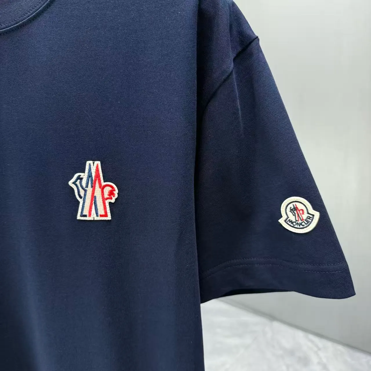 MONCL* * 2026 New Arrival T logo ：Black White Dark Blue Sizes：S M L XL XXL